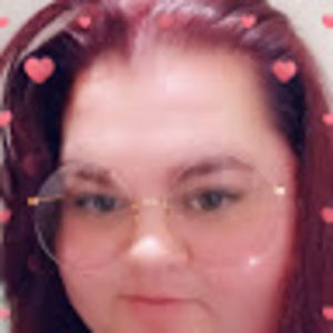 Meet your Posher, Lora